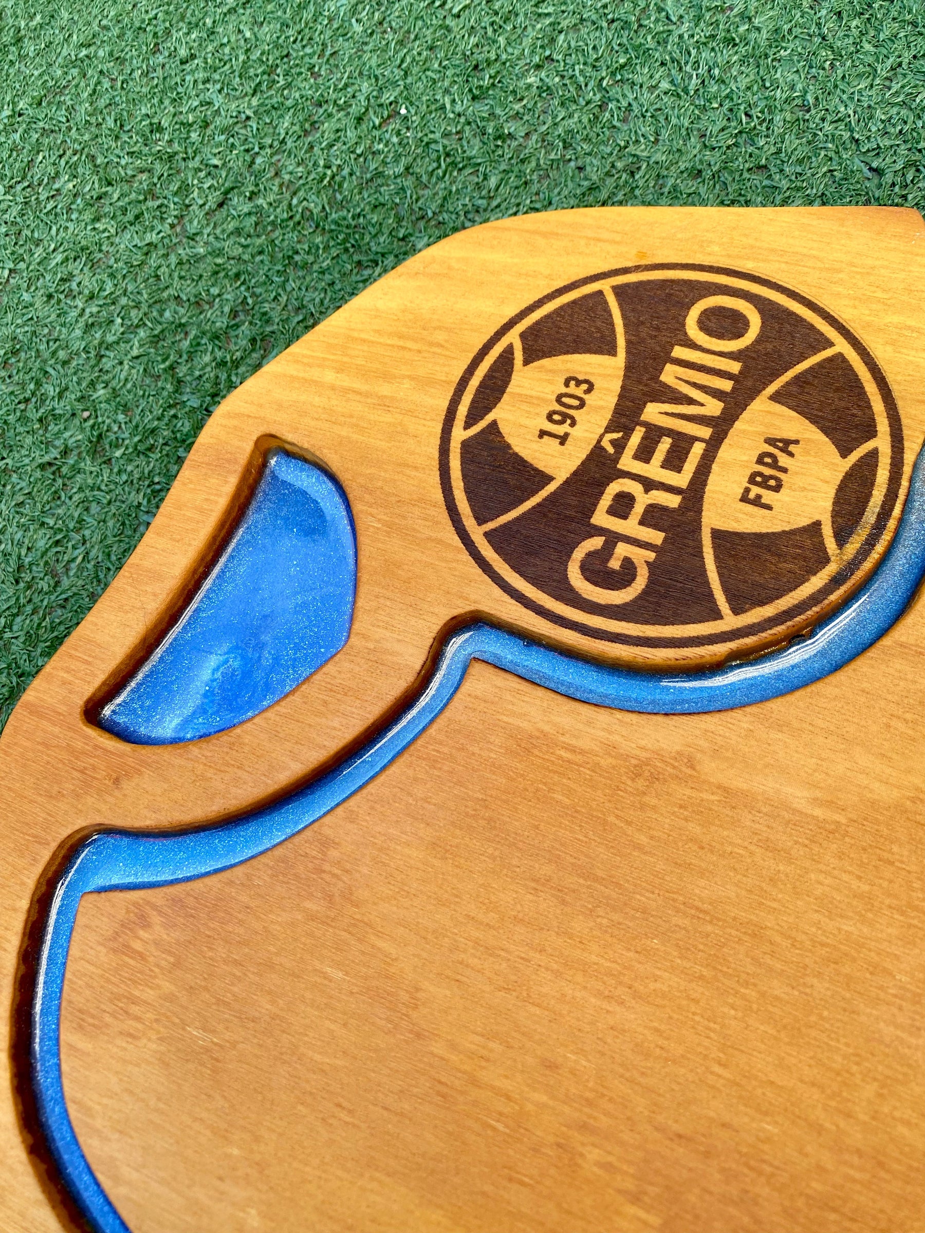 Tábua Premium de Time com Canaleta Resinada